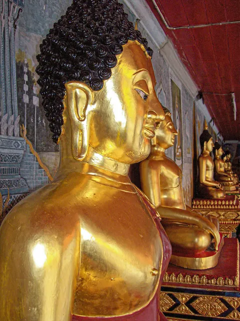 치앙마이 맛집 — 카오소이, 쏨땀, 야시장 음식 2026