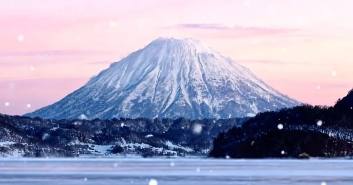 Lịch trình Nhật Bản mùa đông 4 ngày — tắm onsen giữa tuyết