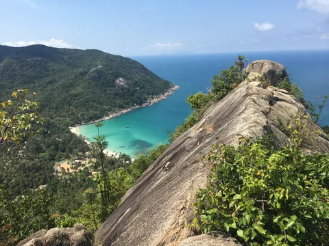 Koh Phangan — tiệc trăng tròn Full Moon bãi Haad Rin
