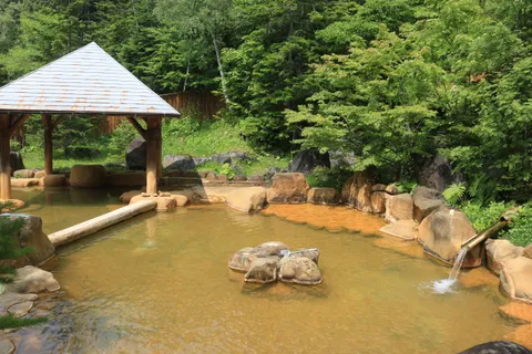 Kurokawa Onsen — Làng onsen rotenburo giữa rừng Kyushu