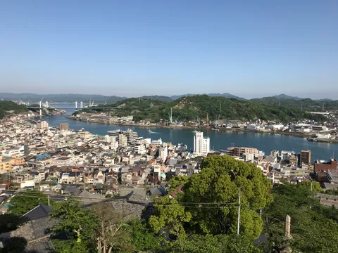 Onomichi — leo dốc đền chùa ngó ra eo Seto, ngõ Neko đầy mèo