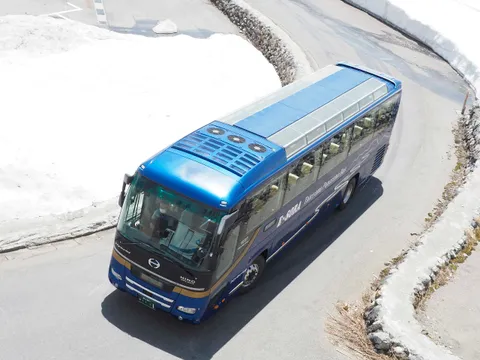 Tuyến Alpine Tateyama Kurobe — tường tuyết 20m & đập Kurobe 2026