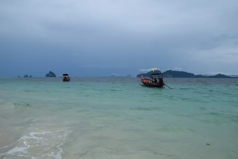 Trang — Koh Kradan & hang Emerald Morakot cho người Việt